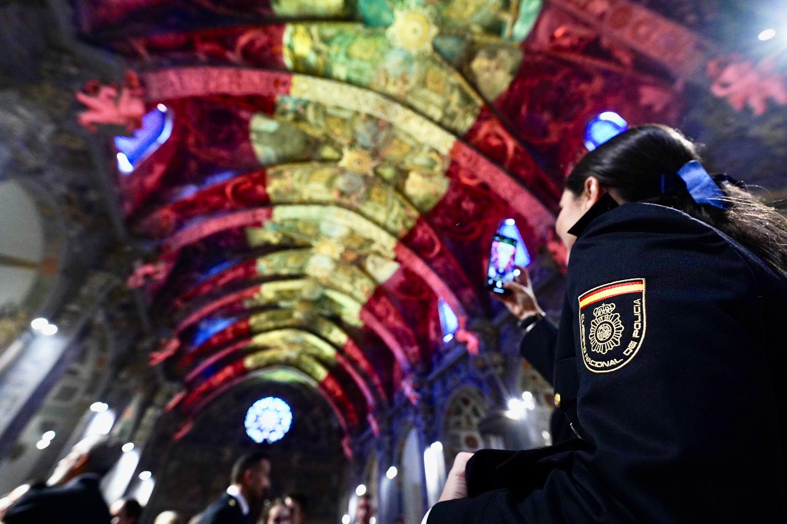 Videomapping con la bandera española sobre la bóveda de San Nicolás